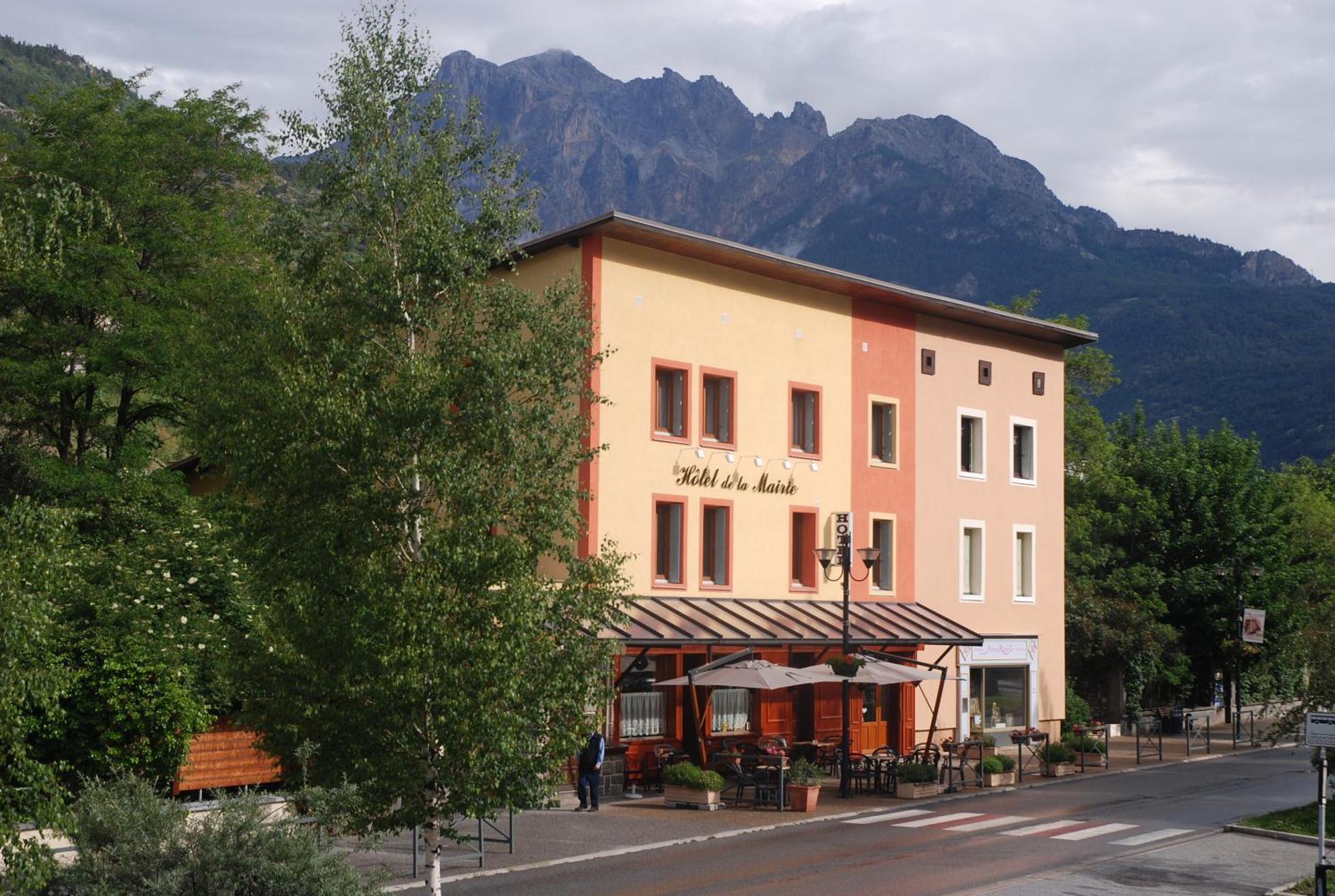 Hotel De La Mairie LʼArgentière-la-Bessée Esterno foto